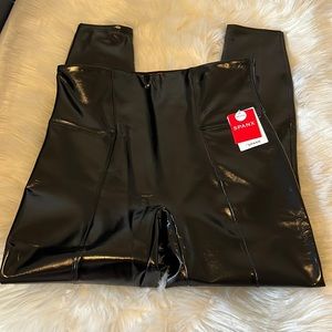Spans Faux Patent Leather Leggings NWT